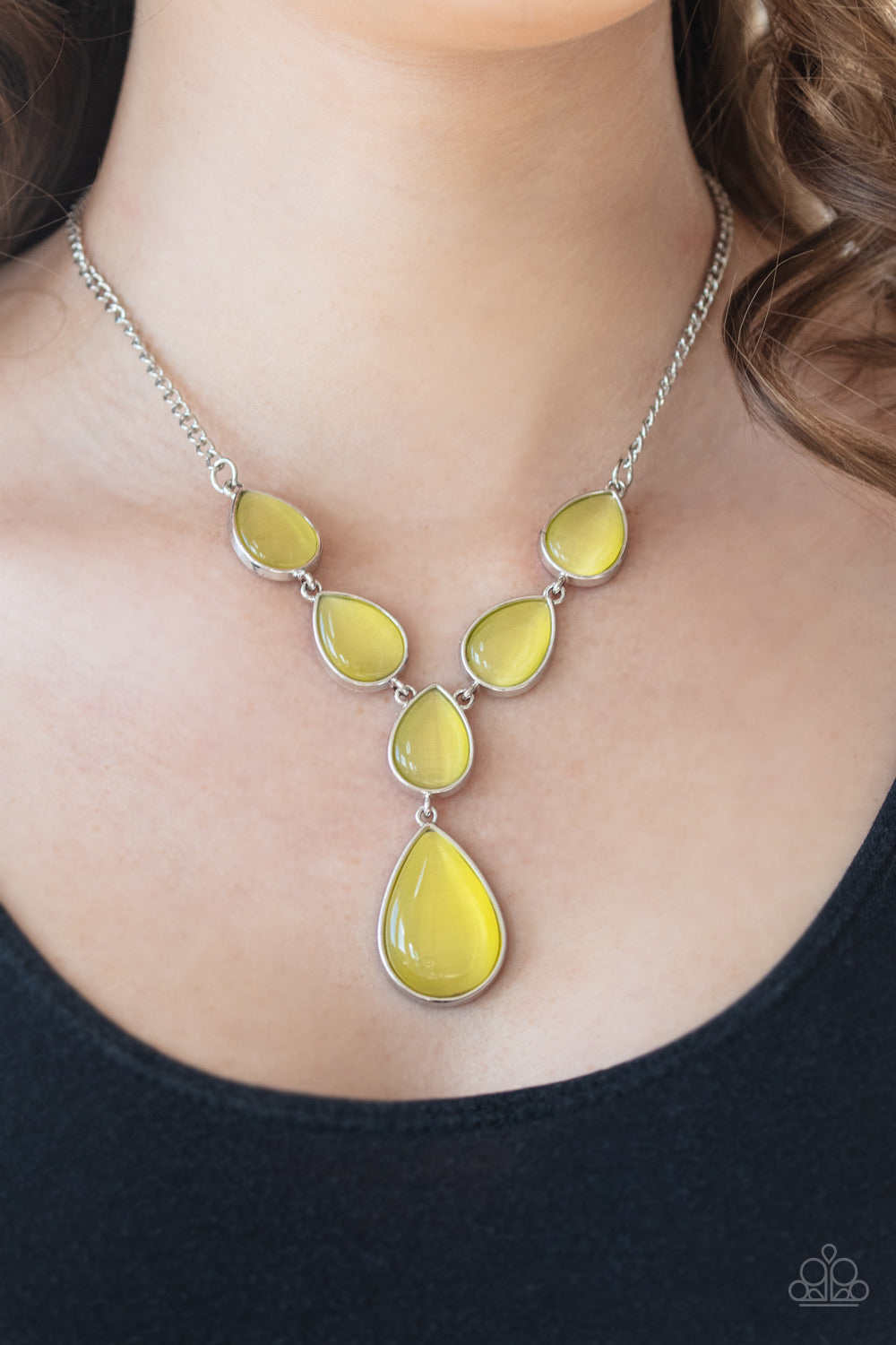 Paparazzi Necklaces Dewy Decadence - Yellow