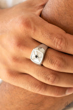 Load image into Gallery viewer, Paparazzi Rings  Immortal - Black Mens
