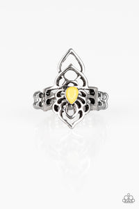 Paparazzi Rings Taj MAHALO - Yellow