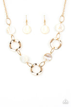 Load image into Gallery viewer, Paparazzi Necklaces Bermuda Bliss - Gold
