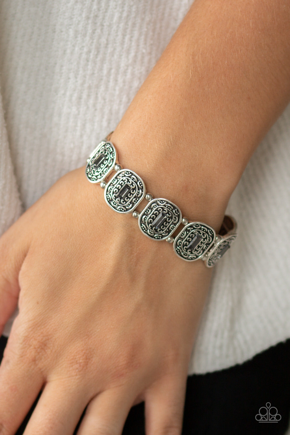 Paparazzi Bracelets Hidden Fortune - Silver