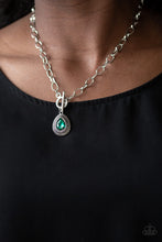 Load image into Gallery viewer, Paparazzi Necklaces Sheen Queen - Green
