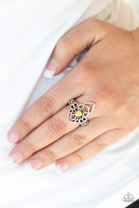 Paparazzi Rings Taj MAHALO - Yellow