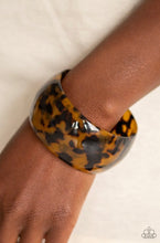 Load image into Gallery viewer, Paparazzi Bracelets Jungle Cruise Yellow
