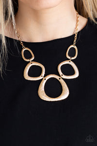 Paparazzi Necklaces Backstreet Bandit - Gold