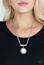 Load image into Gallery viewer, Paparazzi Necklaces Gypsy Gulf - White
