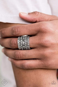 Paparazzi Ring: "Target Locked" Fashion Fix