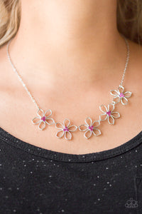 Paparazzi Necklaces Hoppin Hibiscus - Pink