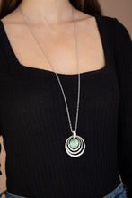 Load image into Gallery viewer, Paparazzi Necklaces A Diamond A Day - Green
