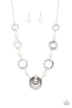 Load image into Gallery viewer, Paparazzi Necklaces Zen Trend - White
