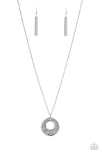 Load image into Gallery viewer, Paparazzi Necklaces Glitzy Glow - Silver
