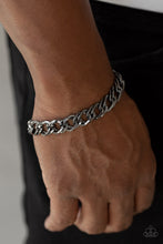 Load image into Gallery viewer, Paparazzi Bracelets On The Ropes - Black
