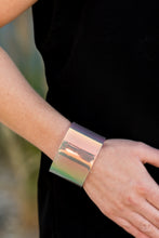 Load image into Gallery viewer, Paparazzi Bracelets Holographic Aura - Multi Convention 2020
