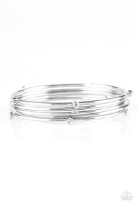 Paparazzi Bracelets Delicate Decadence - White