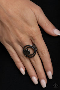 Paparazzi Rings Edgy Eclipse - Black