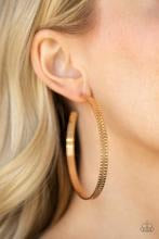 Load image into Gallery viewer, Paparazzi Earrings Retro Rebellion gold
