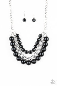 Paparazzi Necklaces Empire State Empress - Black