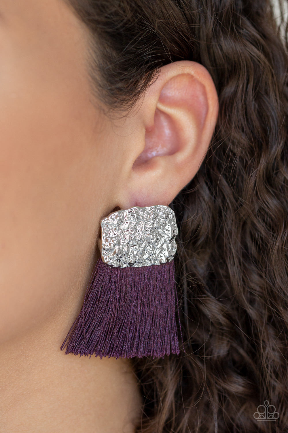 Paparazzi Earrings Plume Bloom - Purple