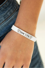 Load image into Gallery viewer, Paparazzi Bracelets Love Life - white
