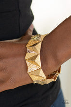 Load image into Gallery viewer, Paparazzi Bracelets Metallic Geode - Gold
