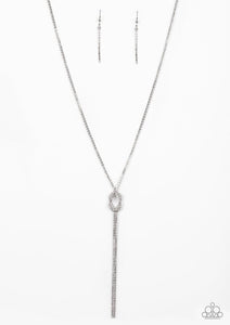 Paparazzi Necklaces Knockout Knot - White