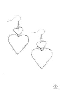 Paparazzi Earrings Heartbeat Harmony - Silver