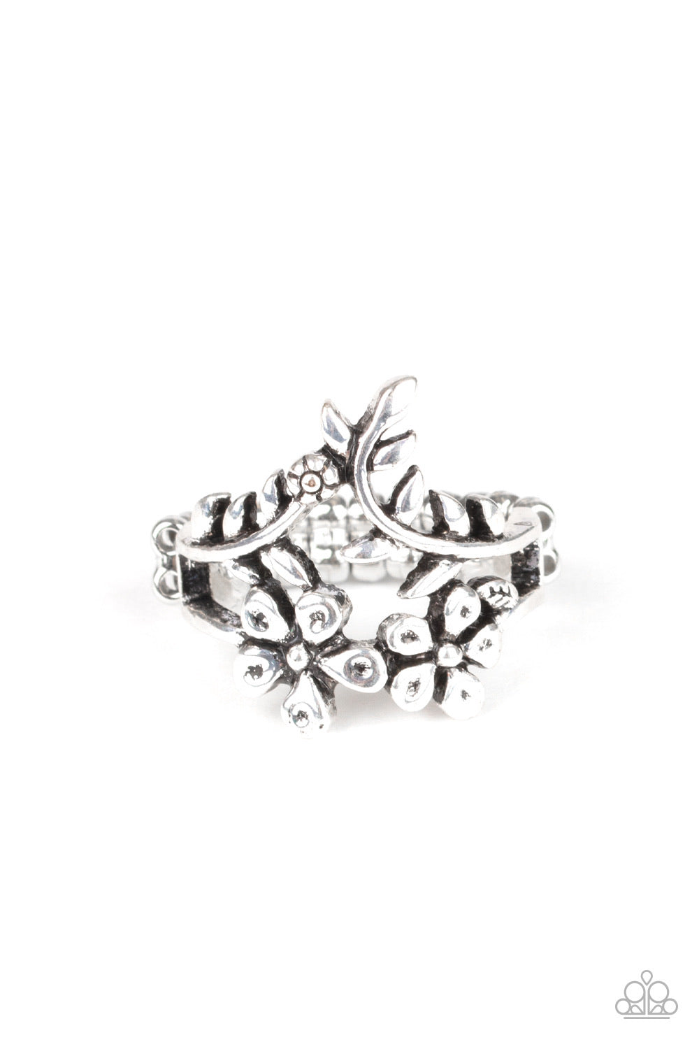 Paparazzi Rings Secret Eden - Silver 