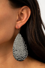 Load image into Gallery viewer, Paparazzi Earrings Metallic Mirrors - Black
