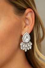 Load image into Gallery viewer, Paparazzi Earrings A Breath of Fresh HEIR - Black
