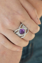 Load image into Gallery viewer, Paparazzi Rings Triple Crown Twinkle - Purple
