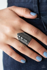 Paparazzi Rings Make Your Mark - Black