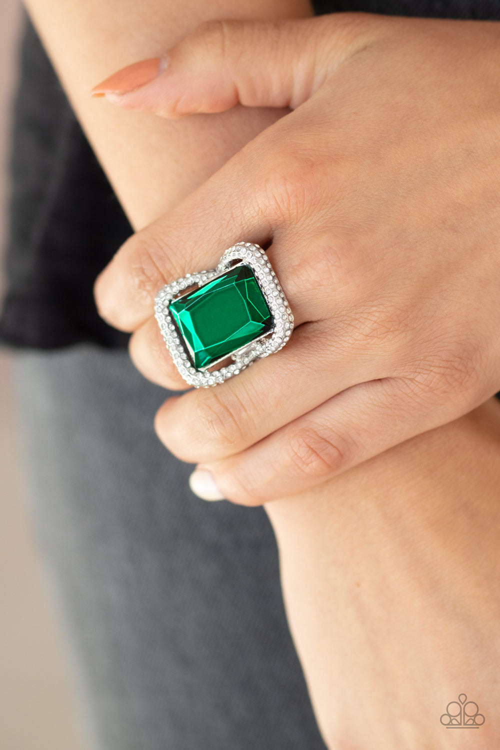Paparazzi Rings Deluxe Decadence - Green