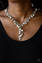 Load image into Gallery viewer, Paparazzi Necklaces Vintage Heartthrob - White
