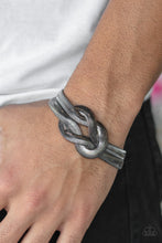 Load image into Gallery viewer, Paparazzi Bracelets To The Max - Black
