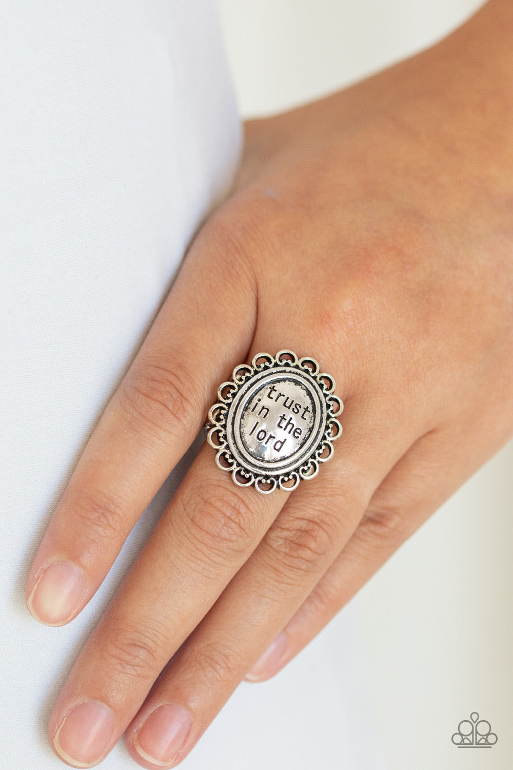 Paparazzi Rings Trust - Silver