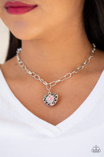 Load image into Gallery viewer, Paparazzi Necklaces No Love Lost - Pink
