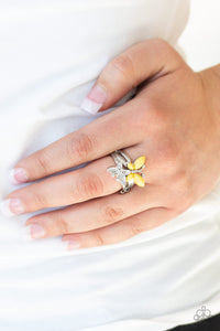 Paparazzi Rings Flutter Flirt - Yellow