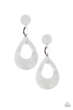 Load image into Gallery viewer, Paparazzi Earrings Beach Oasis - White
