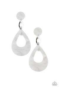 Paparazzi Earrings Beach Oasis - White