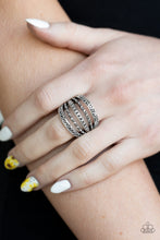 Load image into Gallery viewer, Paparazzi Rings Textile Bliss - Silver
