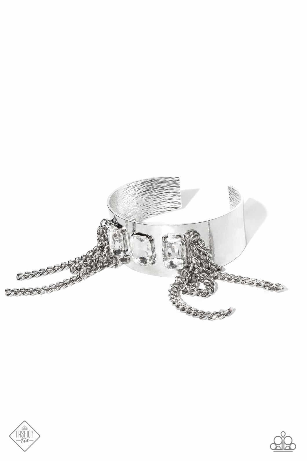 CHAIN Showers - White Bracelet March Fashion Fix