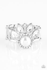 Paparazzi Rings Crown Coronation - Silver