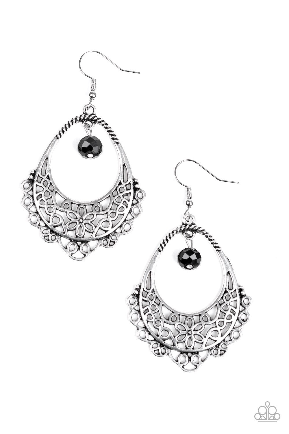 Paparazzi Earrings Garden Society - Black